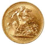 An Elizabeth II full gold sovereign, dated 1974, 8g.