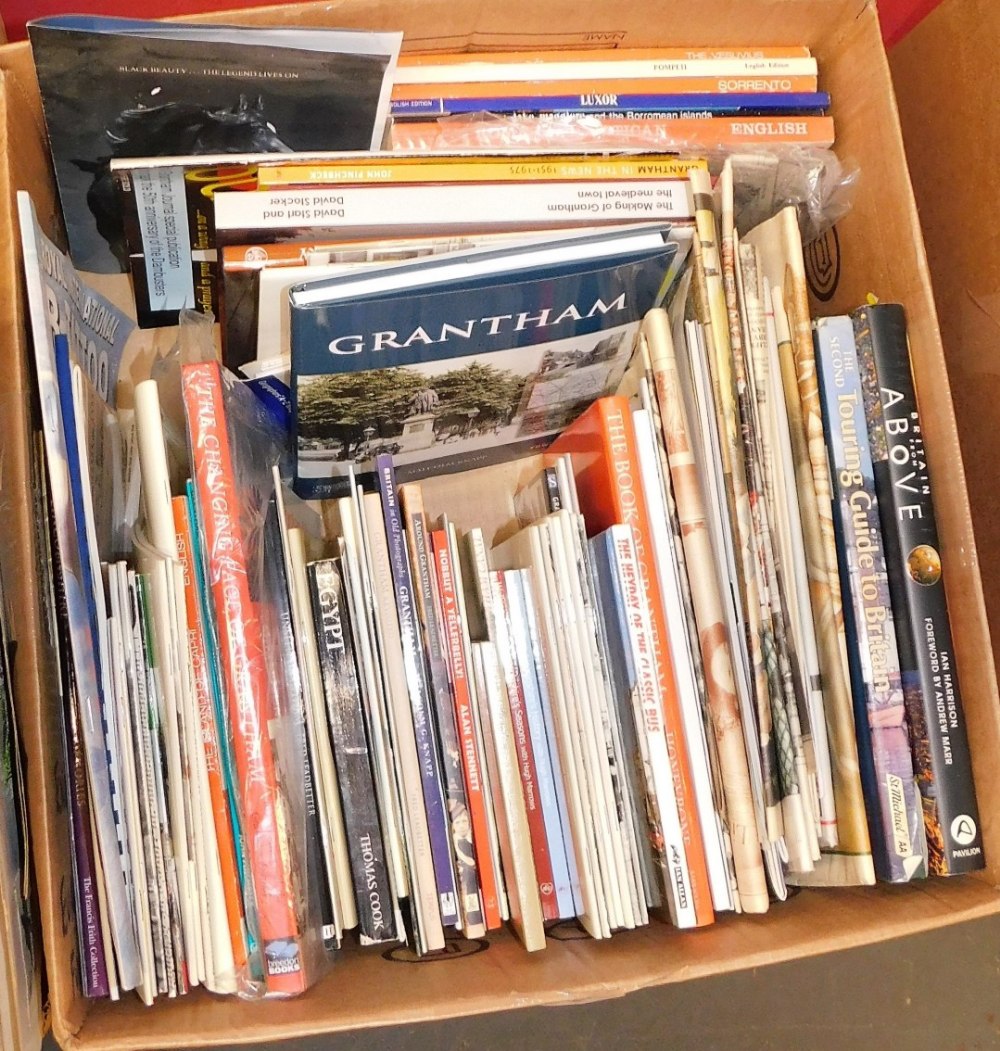 Various books and pamphlets relating to Grantham, to include Georgian Houses in Grantham, Grantham R