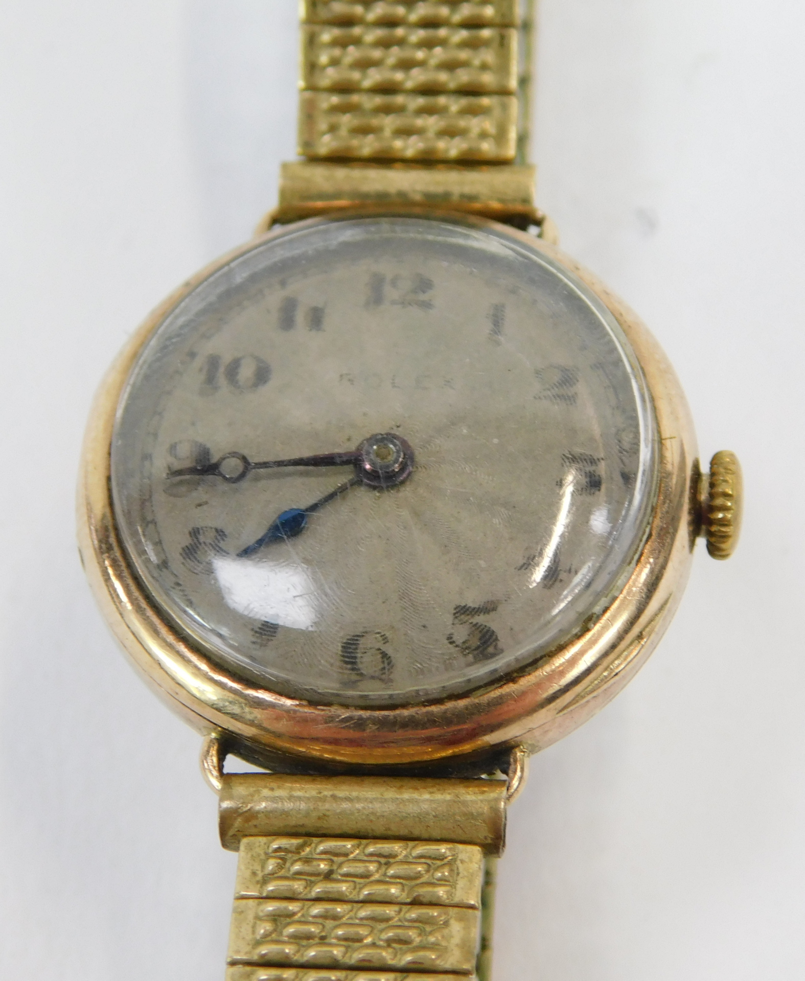 A 9ct gold lady's Rolex wristwatch, with a circular silvered numeric dial, in a 9ct gold case, with - Image 2 of 4