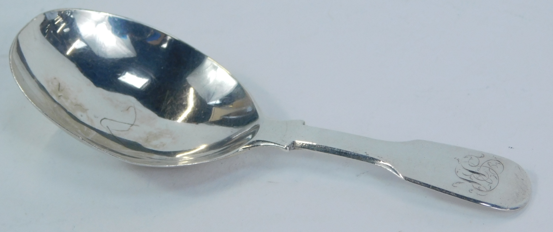 A George IV silver caddy spoon, with plain oval bowl and fiddle pattern handle, bearing a monogram, - Image 2 of 3