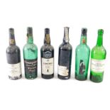 Various vacant port bottles, Taylor Vintage Port 1992, other bottles, 27cm high, etc. (a quantity, l