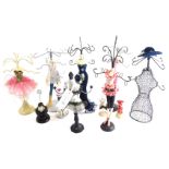 Various tabletop mannequin necklace stands, various dress, 41cm high, etc. (a quantity)