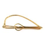 A 9ct gold gentleman's tie clip with chain, 6.9g all in.