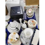 Various china including Royal Albert, Wedgwood, Royal Doulton, etc. (1 tray and loose)