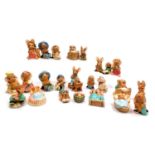 A group of Pendelfin figures, including Scrumpy, Tammy, Blossom, Crocker, Rosa, and Boswell. (a quan