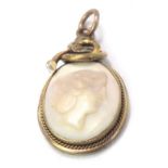 A 19thC cameo pendant, the cream coloured pendant depicting female looking right, in a rope twist an