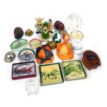A group of horse racing related memorabilia, to include glass paperweights, French Art Glass model o