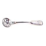 A Victorian silver fiddle pattern sift spoon, bearing the initials W E R, with rubbed hall mark, 0.3