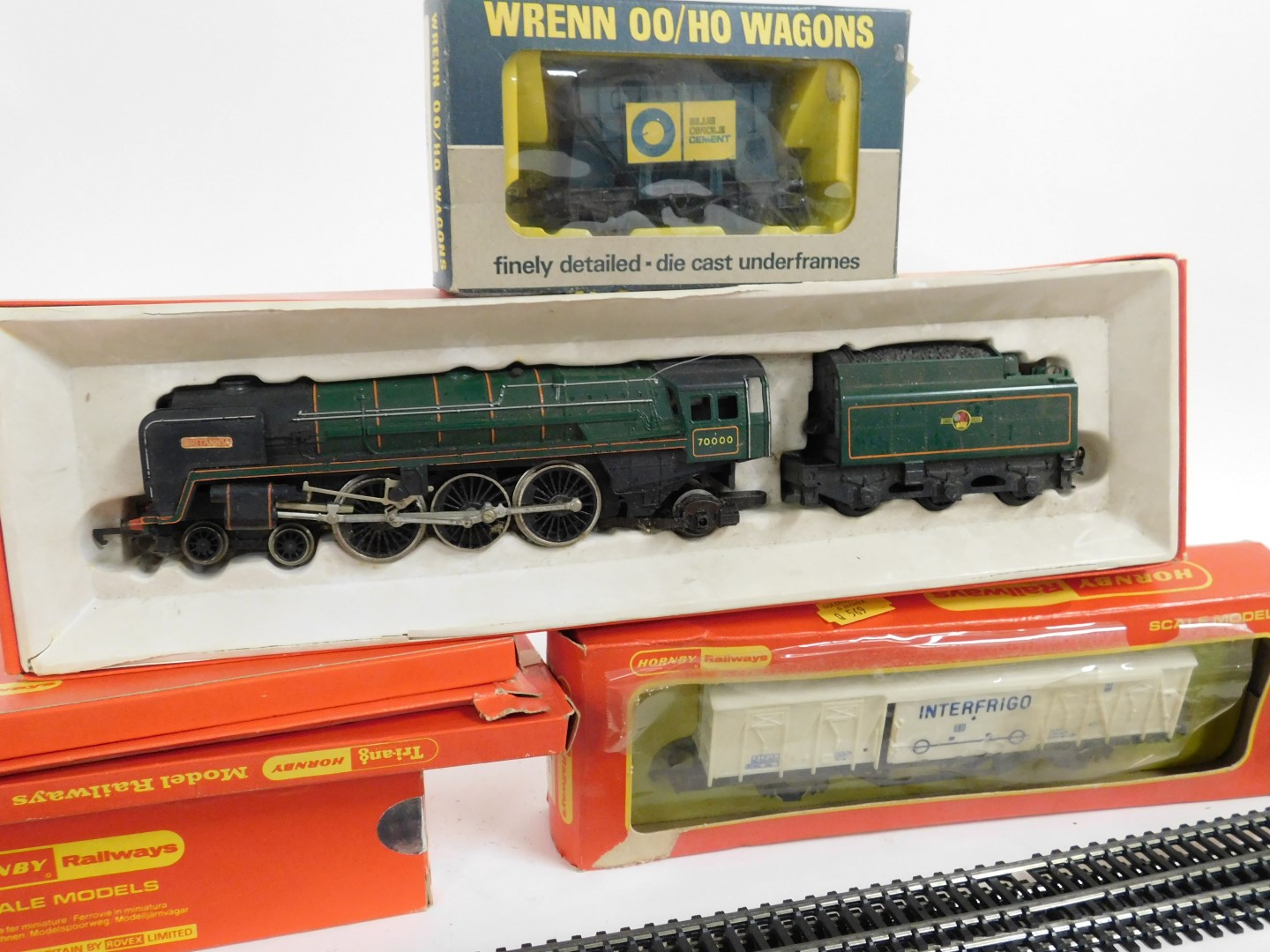 A Hornby OO gauge locomotive Britannia, BR Green livery, 7000. 4-6-2, together with coaches, wagons, - Image 2 of 4