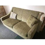 A bed settee. Note: VAT is payable on the hammer price of this lot at 20%.