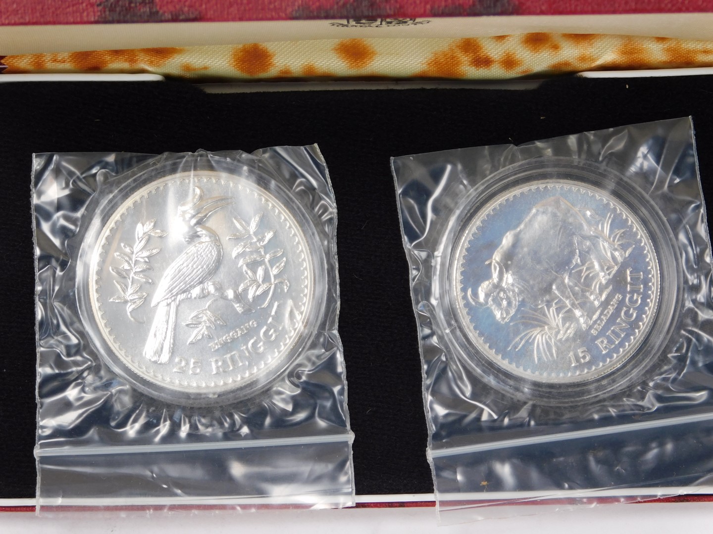 Two cased sets of silver proof Malaysian coins, issued by The Royal Mint, dated 1976, 25 Ringgit and - Image 2 of 2