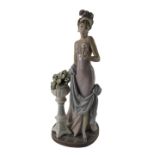 A Lladro Dama Liberty figure group, number 5377, 37cm high, boxed.