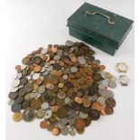 Various coins, comprising commemorative crowns, pennies, half pennies, francs, dimes, quarter dollar