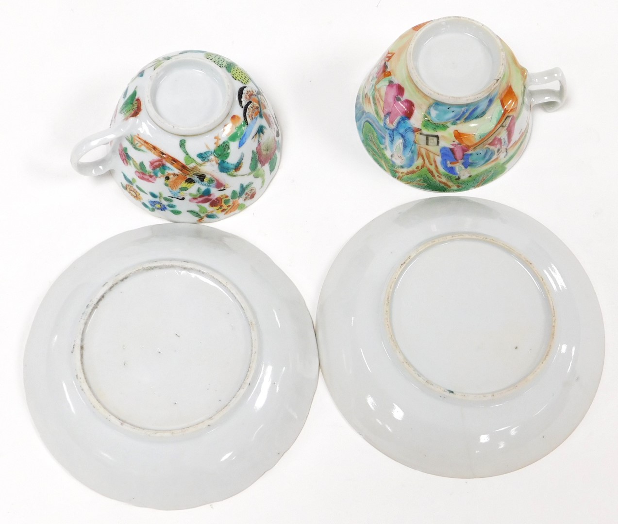 A group of early 19thC Mandarin palette and famille rose tea wares, comprising a pair of breakfast c - Image 5 of 7