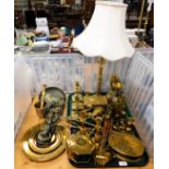 Various items of metalware, including some brass and copper, to include candlesticks, table lamp, va