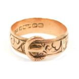 A Victorian 9ct gold buckle ring, with scroll hand design, with matched band, size U, 3.9g.