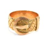 A 9ct gold buckle ring, with hammered heart and leaf design, size V, 7.1g.