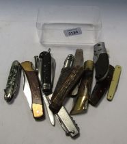 Various pen and fruit knives. (1 box)