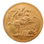A George V full gold sovereign, dated 1915.