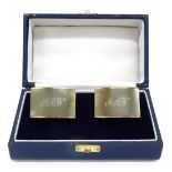 A pair of 9ct gold napkin rings, engraved, cased, 88g.