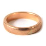 A 9ct gold rose gold wedding band, of plain design, ring size I½, 3.4g all in.
