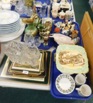 Various ornaments, animal ornaments, place mats, glass ware, etc. (4 trays)