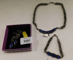 Silver and other eastern inspired jewellery, comprising a jewellery set with Lapis Lazuli comprising