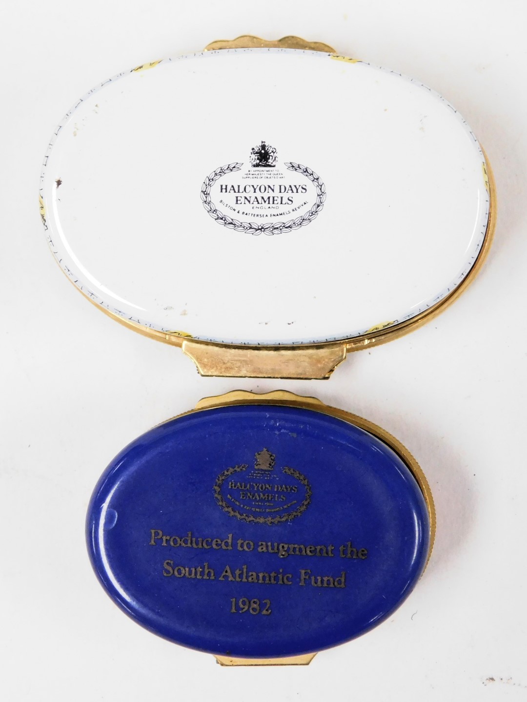 A Halcyon Days pin box, Private Commission to Mark Thatcher in enamelled produced to augment the Sou - Image 3 of 3