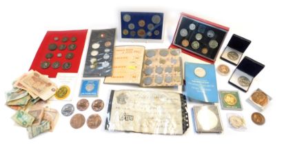 A group of commemorative and other coinage, to include Elizabeth II 1986 coin set, various medallion