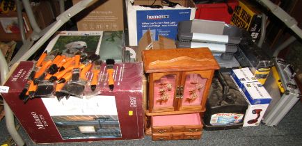 Household wares, comprising wall lantern, paintbrushes, Oasis foam, jigsaws, jewellery box, diesel f