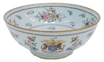 A late 19th/early 20thC Samson porcelain bowl, decorated with oriental style flowers, etc., within g