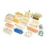 A quantity of novelty and other toast racks, to include Honiton, Poole, Sadler, etc. (2 trays)