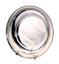 A George V silver dish, of plain design, marked H&H, Birmingham 1922, 15cm diameter, 3.71oz.