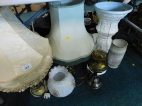 Various table lamps, comprising an onyx table lamp, brass table lamp, glass oil lamp and shade, plan