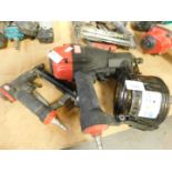A group of air tools, comprising two Viva Senko and Frame Pro shot blasters. (4) Note: VAT is payab