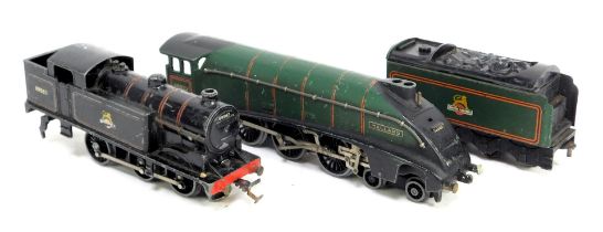 An OO gauge Mallard locomotive and tender, in BIB livery, no. 60022 and a black locomotive no. 69567