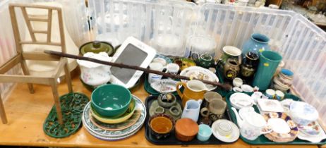 Ceramics, to include vases, plates, bowls, jugs, etc. (4 trays and loose)