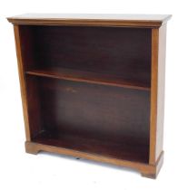 A mahogany open bookcase, with one adjustable shelf, 104cm high, 107cm wide, 27cm deep.