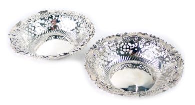 A pair of 19thC Mappin Brothers silver bonbon dishes, with fluted border and pierced design, Birming