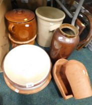 Treacle glazed kitchen stoneware, comprising mixing bowl, serving plate, terracotta storage jar, flo