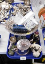 Silver plated rose bowl, Delaine Corgi bus, bottle of Chambord, Beswick Siamese cats, etc. (1 tray)