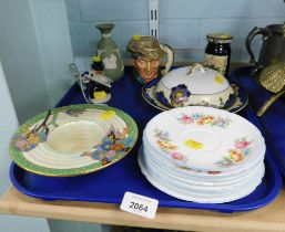 A Crown Devon Fieldings dish, egg timer, Wedgwood green Jasperware vase, a Royal