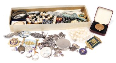 Victorian and later silver and costume jewellery, including a silver bangle, cameo brooch, Art Deco
