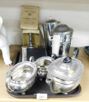 Silver plated items, including a sugar bowl, cream jug, teapot, coffee pot, etc. (1 tray)