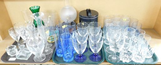 Glassware, to include wine glasses, small wine glasses, tumblers, etc. (3 trays)
