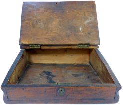 An elm writing slope, the hinged lid enclosing a vacant interior, 37cm wide.