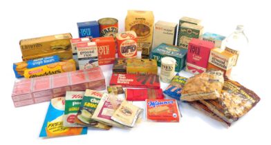 An assortment of 1980s food provisions, to include Tate & Lyle Caster Sugar, Heinz Distilled Malt Vi
