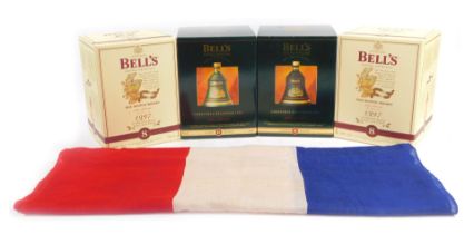 Various Bell's Whisky decanters, with contents, for Christmas 1994, 1195, together with a Dutch