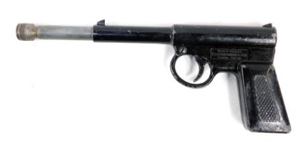 A TJ Harrington & Son Gat air pistol.