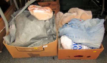 Various clothing, to include a pair of Levi jeans, waist 34, length 32, various fur and other hats,